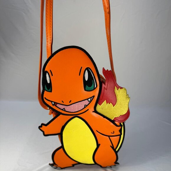 Pokemon Company Game Freak Fab NY - Charmander Purse Crossbody Bag - Picture 1 of 9